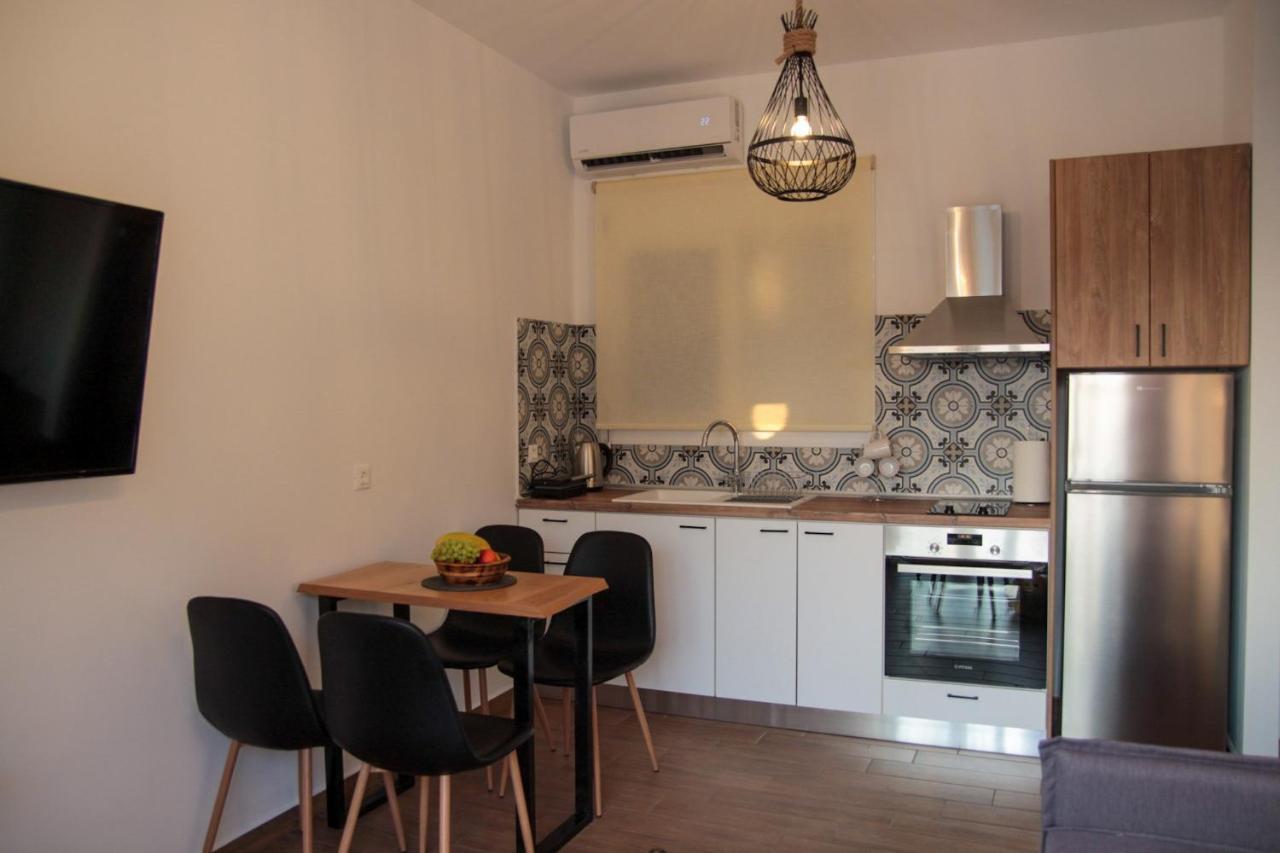 Stegna Sunny Beach- Up Floor Vakantiehuis Archangelos (Rhodes)