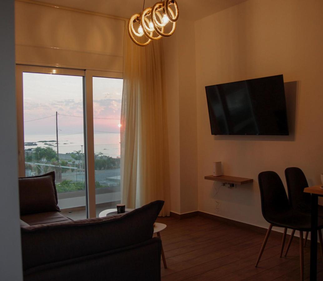 Stegna Sunny Beach- Up Floor בית נופש ארכאנגלוס